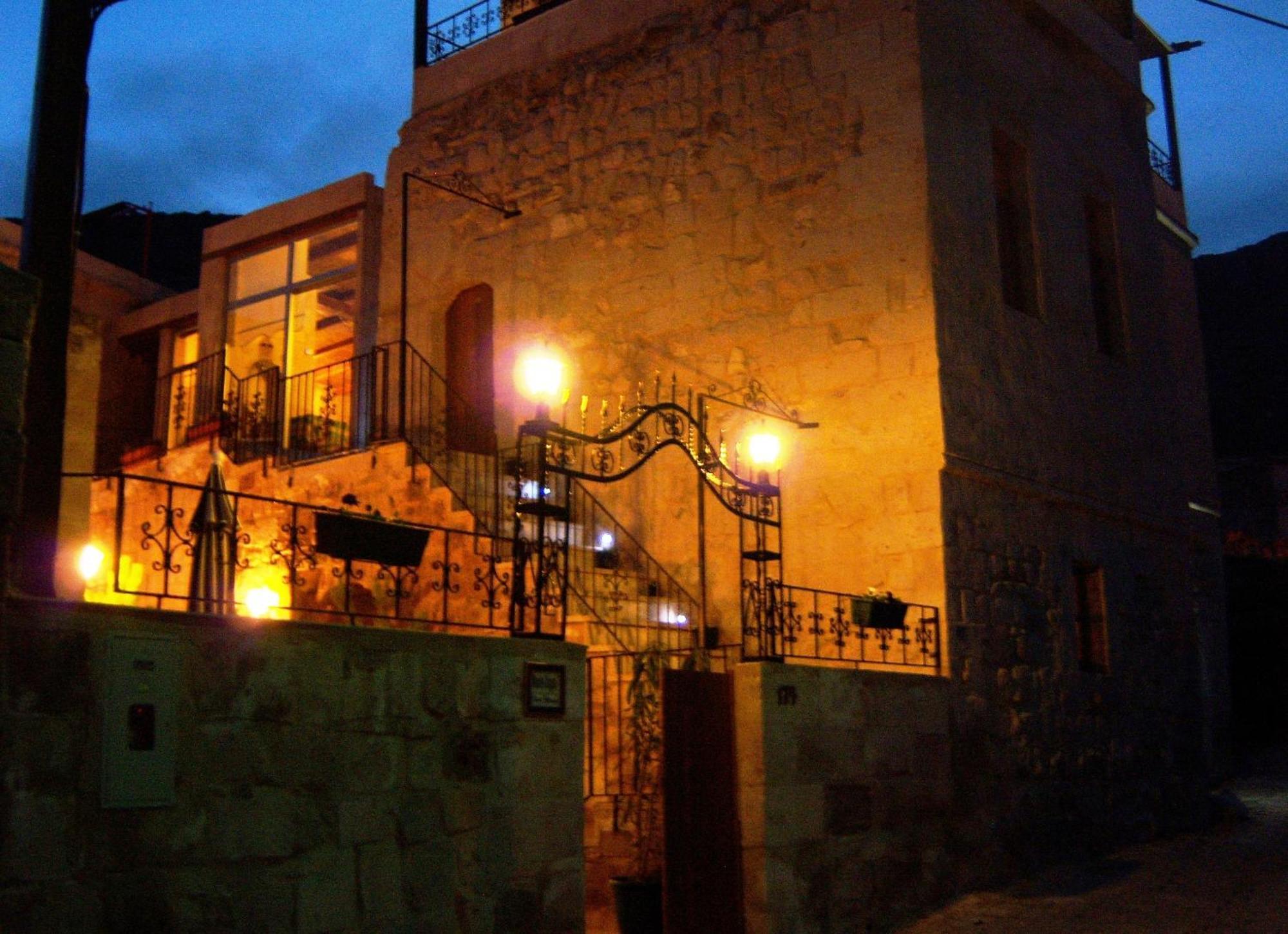 Bed and Breakfast Monte Cappa Cave House Ürgüp Exterior foto